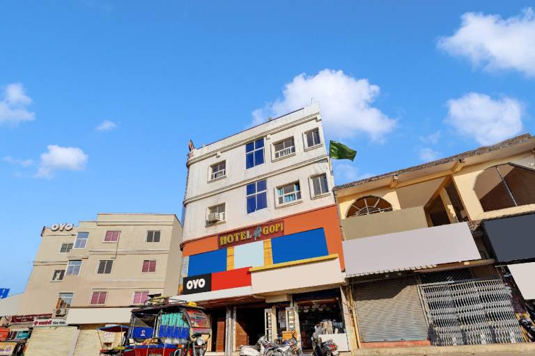 OYO Hotel 80892 Hotel Shri Gopi