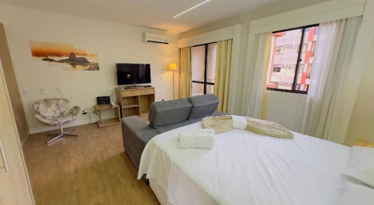 Apartment with pool | Perfect for remote work | Pet-friendly — photo 2