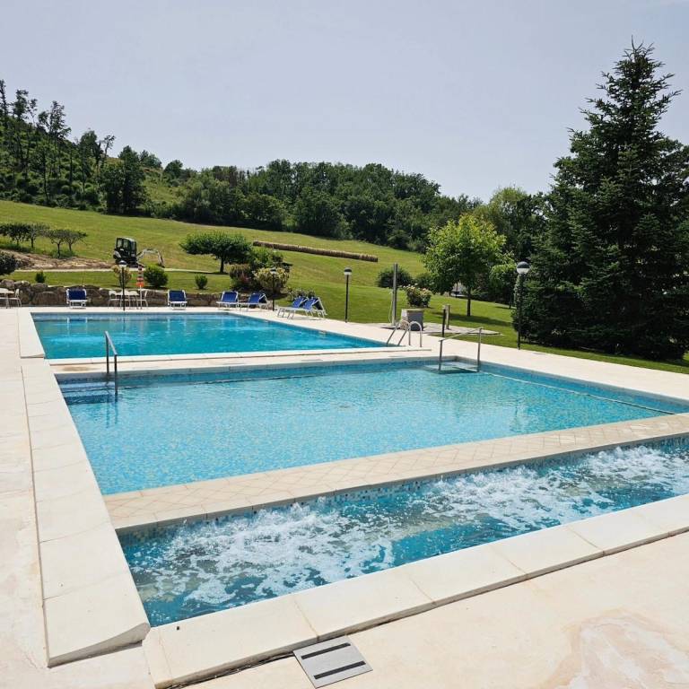 House with pool, barbecue & jacuzzi | Good for workation — photo 5