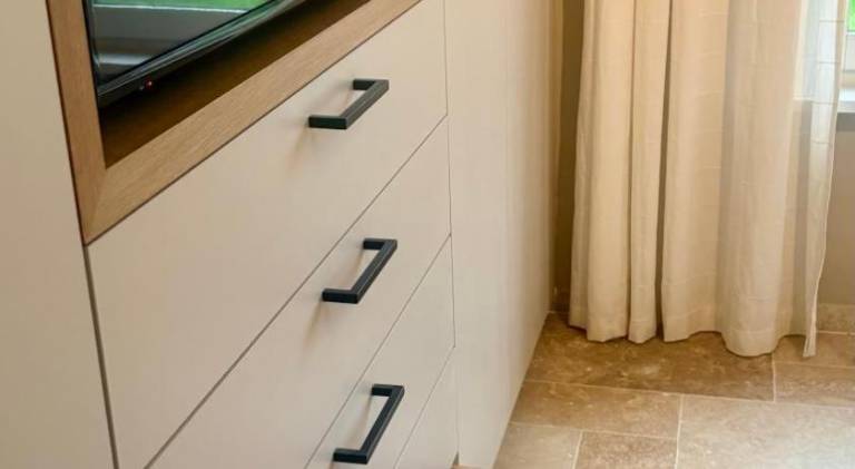 Holiday apartment with yard, sauna & patio — photo 4