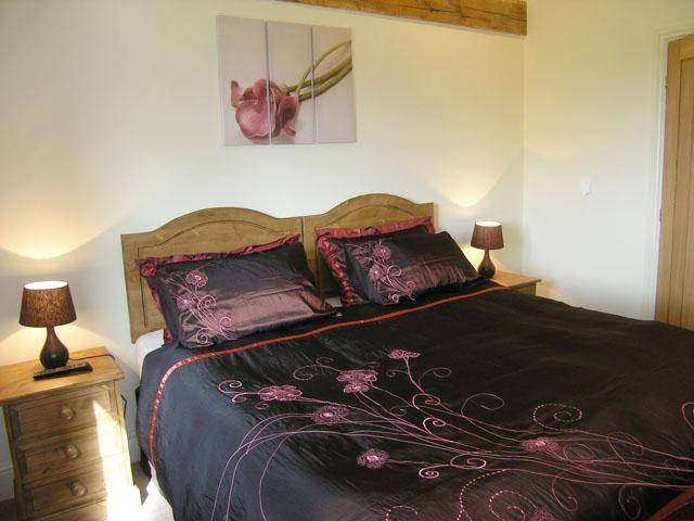 Cottage with garden — photo 4
