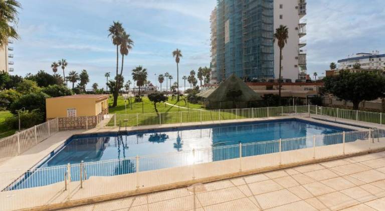 Rental apartment with garden & private pool — photo 5