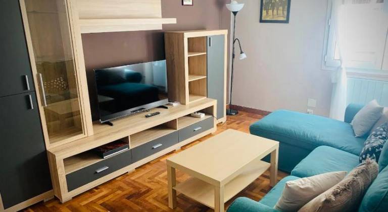 Apartment with 3 rooms for 7 persons in Gijon