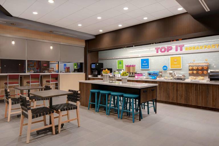 Tru by Hilton Columbia Greystone — photo 5