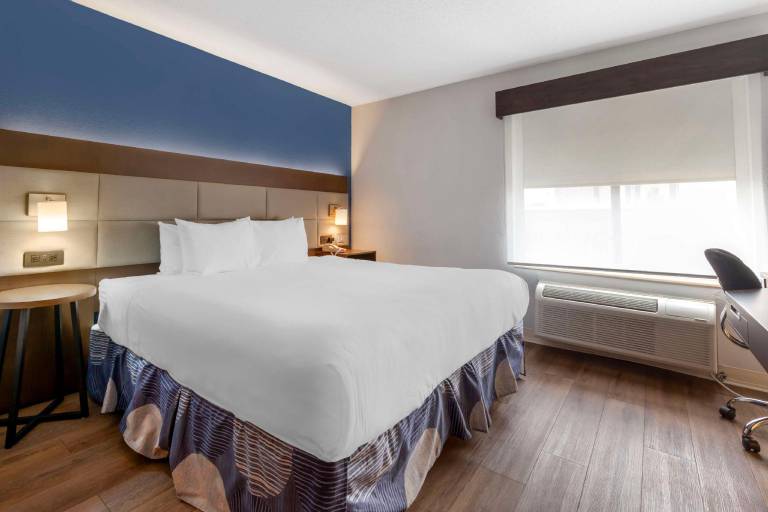 Best Western Sycamore Inn in DeKalb, IL