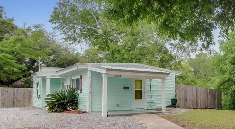Vacation home with 2 rooms for 6 persons in Gulfport, MS