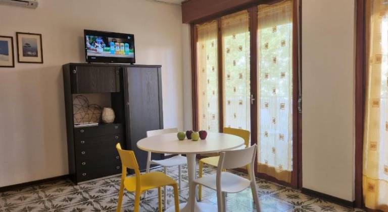 Holiday apartment with 1 room for 4 persons — photo 3