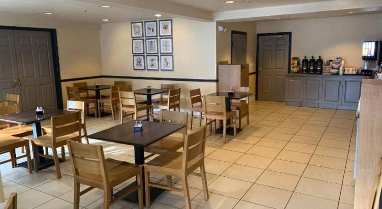 Country Inn & Suites by Radisson, West Valley City, UT — photo 3