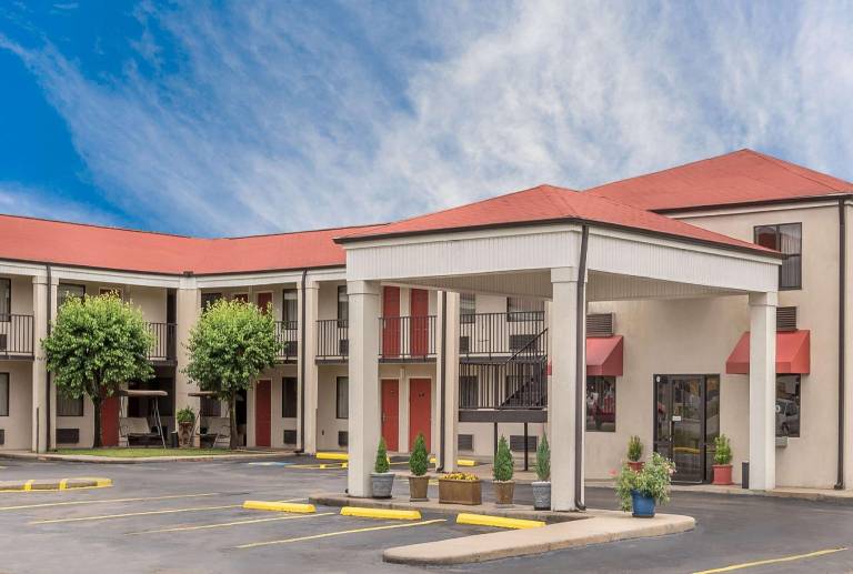 Super 8 By Wyndham Bryant Little Rock Area in Bryant, AR