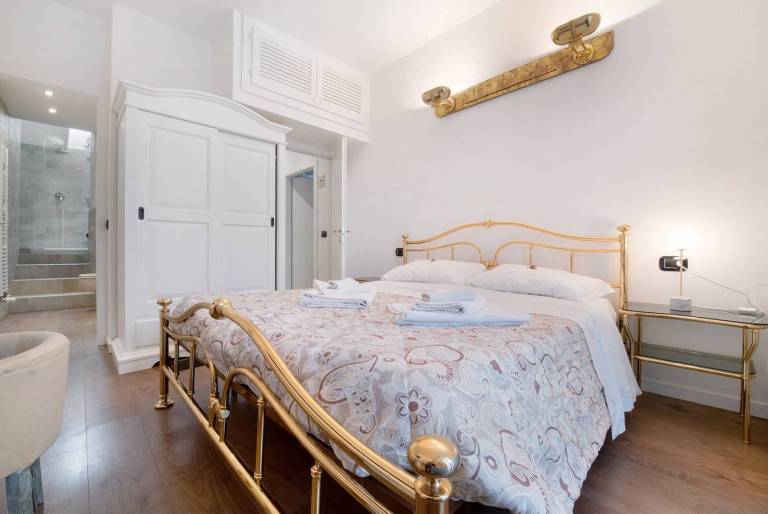 Ferienwohnung in Mandello del Lario, Valbrona für max. 4 Personen Ferienwohnung in Mandello del Lario, Valbrona für max. 4 Personen