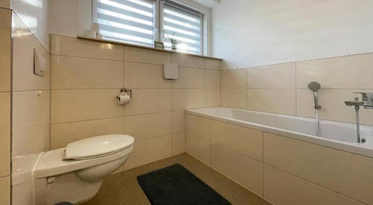 Rental apartment with 2 rooms for 6 persons — photo 4