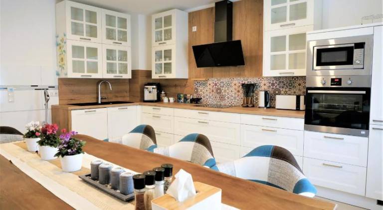 Rental apartment with 4 rooms for 10 persons — photo 2