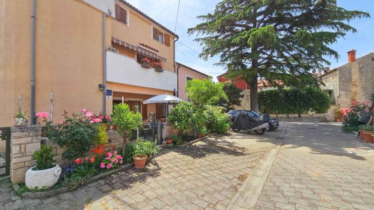 Holiday apartment with air conditioning and Internet — photo 2