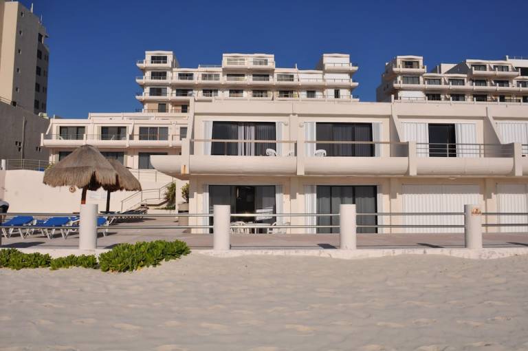 Condo  Zona Hotelera
