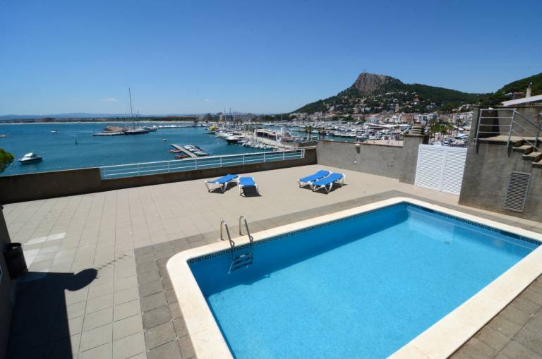 Fully equipped lovely apartment with pool & patio | Dogs allowed — photo 5