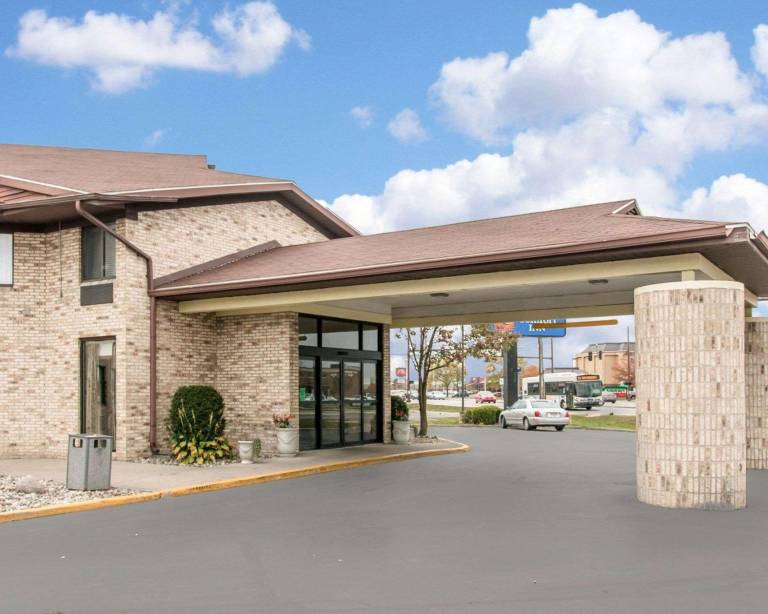 Comfort Inn Maumee - Perrysburg Area — photo 3