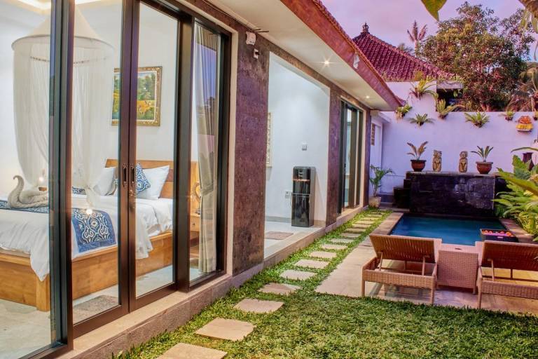 Vacation home with pool, patio & garden | Pets are welcome in Ubud