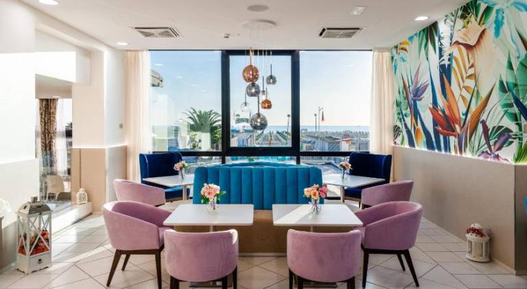 Hotel Ariane - BEACHFRONT, XXL Breakfast & Sea View — photo 2