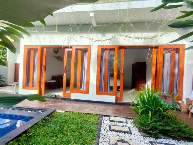 Villa with yard, pool & hot tub | Good for workation | Pets are welcome — photo 4
