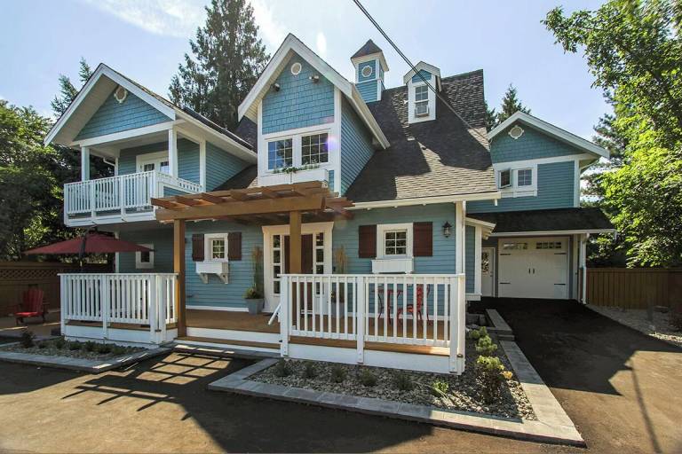Bed and breakfast  North Central