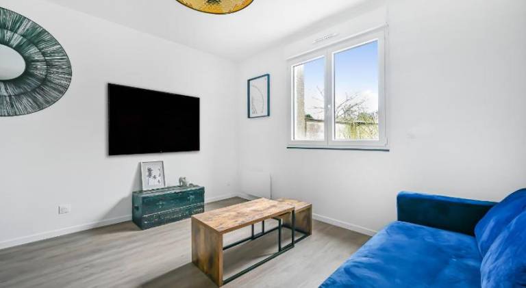 Rental apartment with 1 room for 4 persons in Evreux