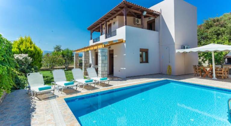 Fully equipped villa with barbeque, yard & private pool | Pets are welcome in Rethymno