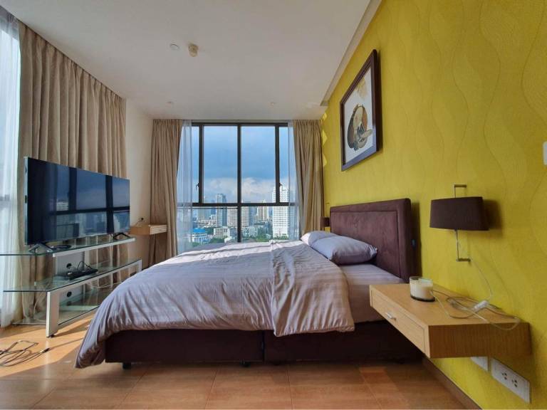 Rental apartment with hot tub & pool — photo 2