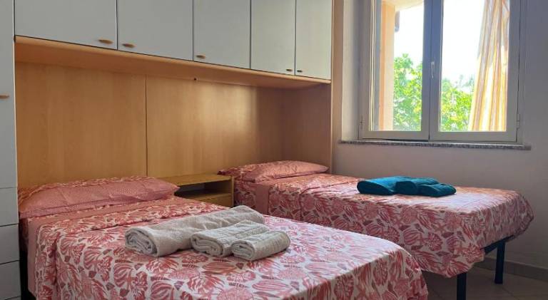House with 2 rooms for 4 persons — photo 2