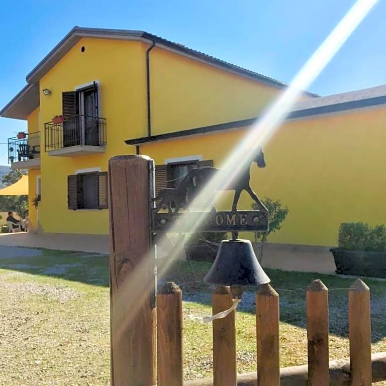 Bed & Breakfast  Viggiano
