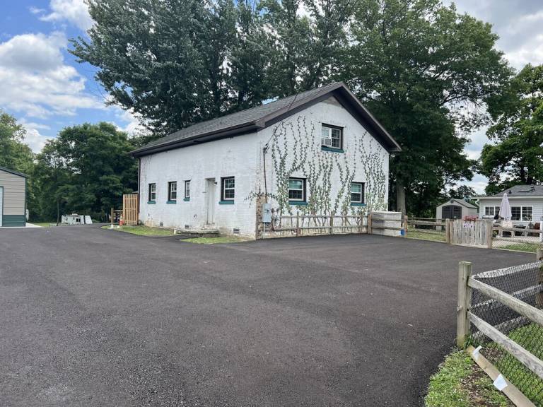 House  Hempfield Township