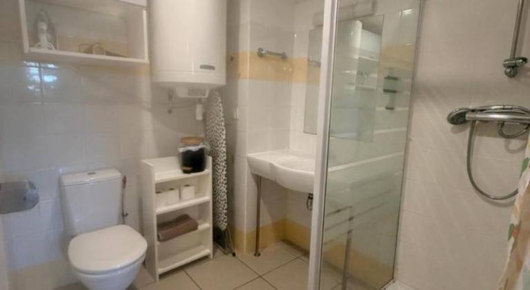 Pleasant holiday apartment with private pool | Pets allowed — photo 2