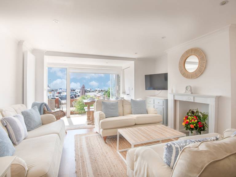 Cabin Lyme Regis