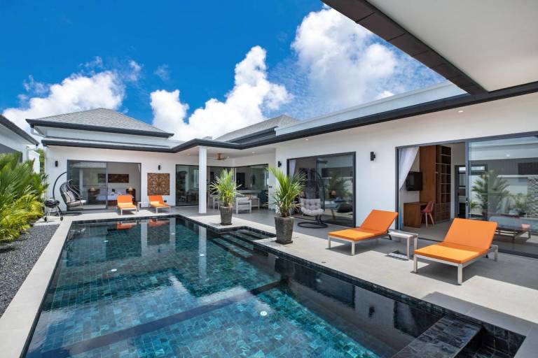 Fully equipped villa with pool & BBQ | Beach nearby | Good for workation | Pets are welcome in Rawai