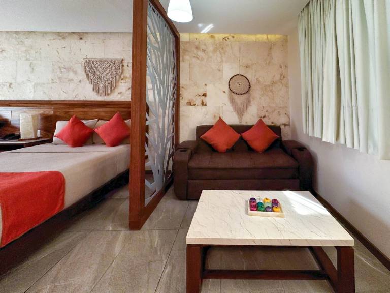 50 Suiten mit Doppel Queensize Bett