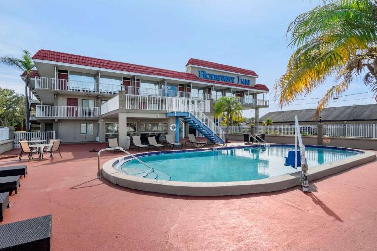 Rodeway Inn Clearwater-Largo — photo 2