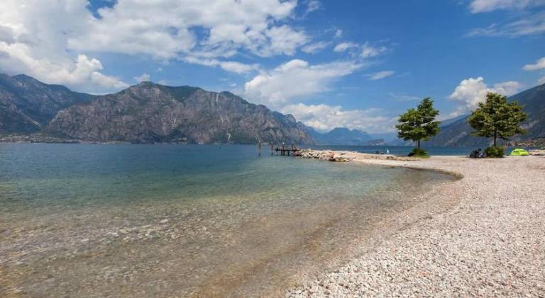 Fully equipped beautiful apartment with private pool | Beach nearby | Pets are welcome in Malcesine