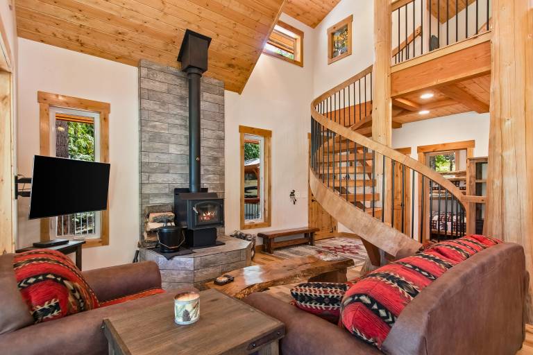 Cabin Sagle