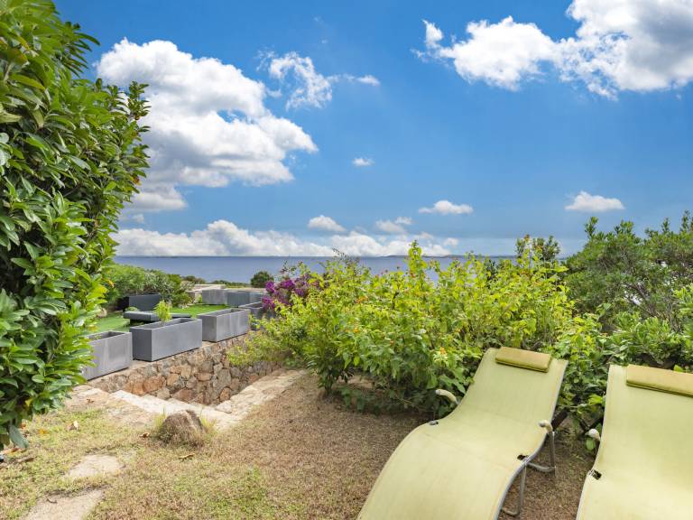 House with yard & terrace | Sea view — photo 4