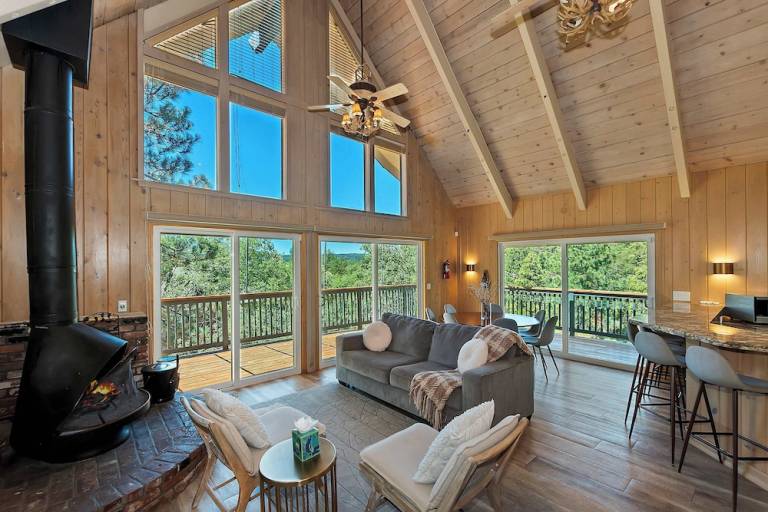 House Lake Arrowhead