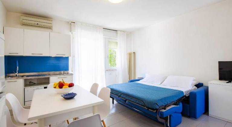 Beautiful holiday apartment with patio | Beach nearby | Pets allowed — photo 2