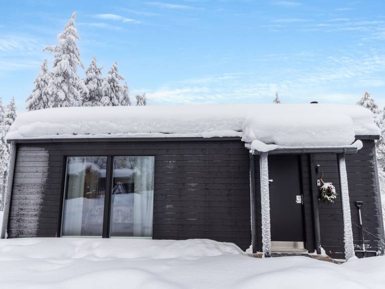 House with terrace — photo 2