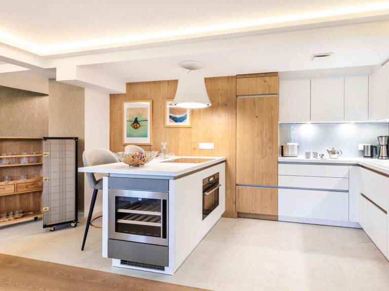 FeWo Unik: Moderne 73m² Designwohnung mit Sauna, Weinkühlschrank & Netflix-TV — photo 4