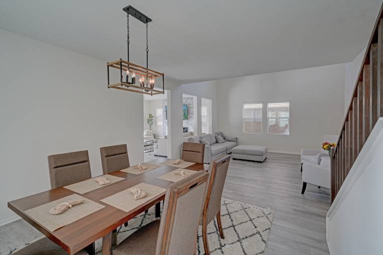 Family-oriented vacation home with yard | Pets are welcome — photo 5