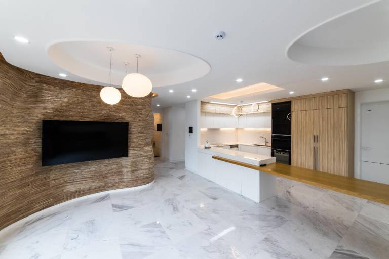 280 m&sup2; Villa