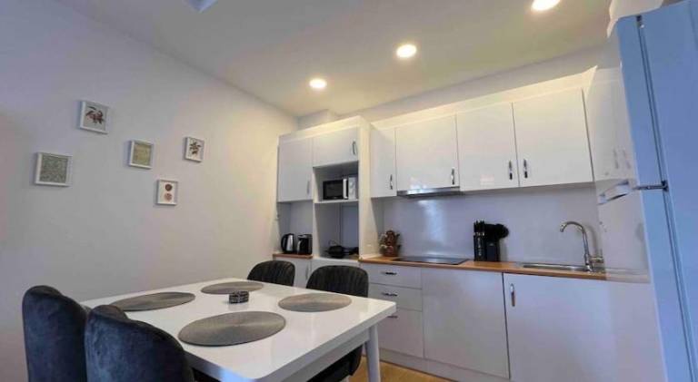 Rental apartment with 2 rooms for 5 persons — photo 4