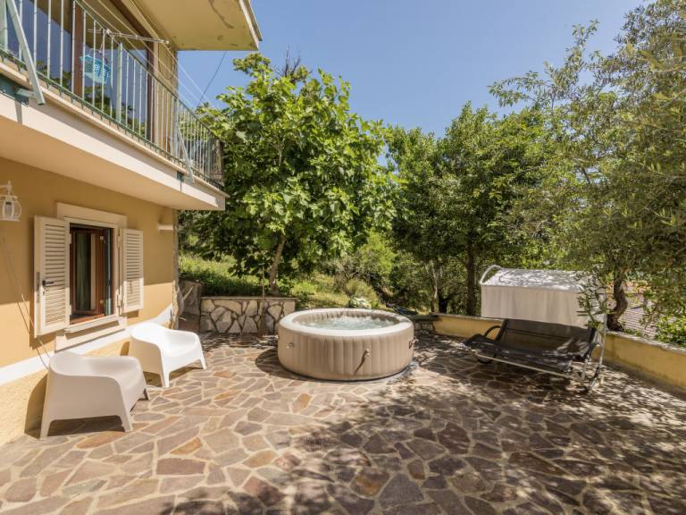Apartma  Roccagiovine