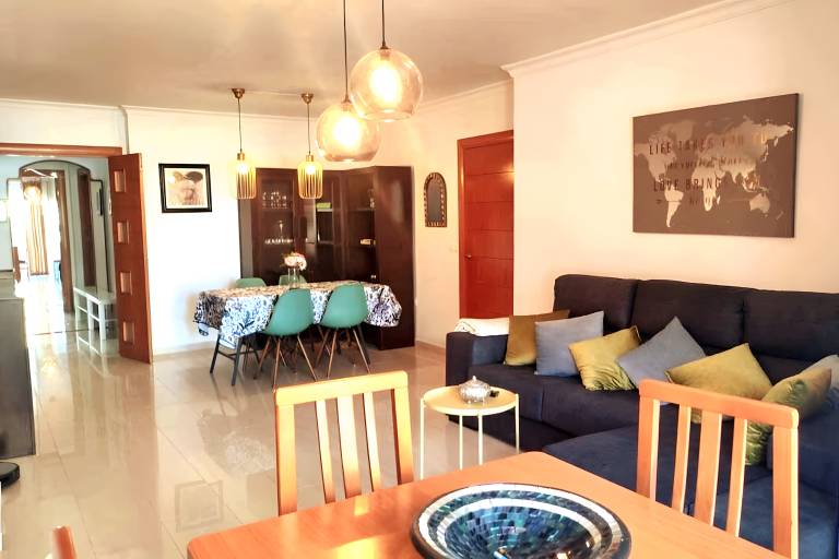 Apartment 'Comfortable in The Center' with Balcony, Wi-Fi and Air Conditioning — photo 2