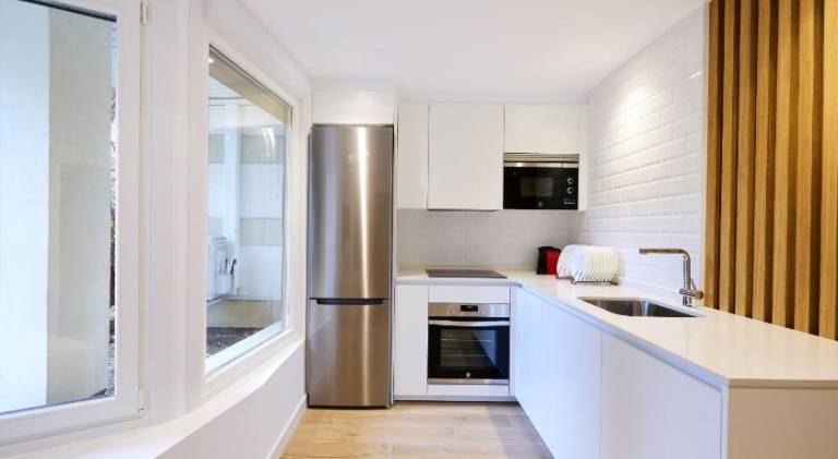 Apartment with 2 rooms for 6 persons — photo 3