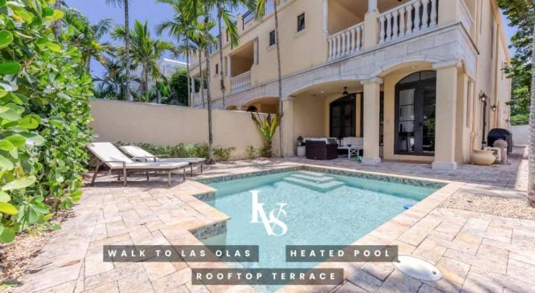 Pleasant house with pool | Near Las Olas Boulevard | Suitable for remote work | Pets allowed in Fort Lauderdale, FL