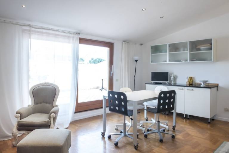 Family-oriented charming apartment with terrace | Sea view | Beach nearby | Pets are welcome — photo 3
